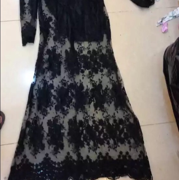 Black open back lace maxi DRC129 - Picture 5 of 6